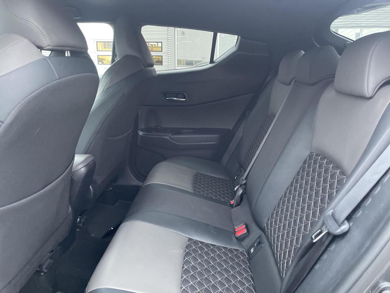 Toyota C-HR 1.8 Hybrid Executive