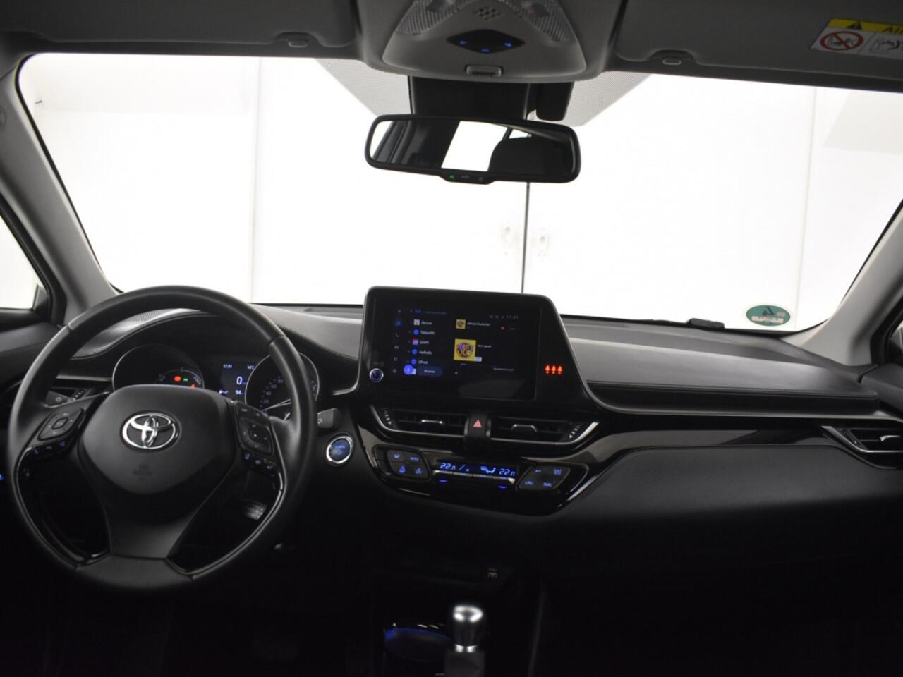 Toyota C-HR 1.8 Hybrid Dynamic | Parkeersensoren | Allseasons |