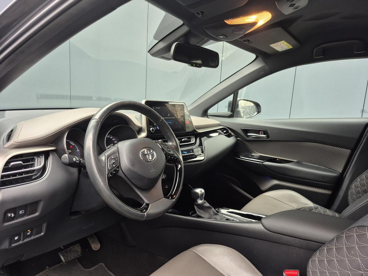 Toyota C-HR 1.8 Hybrid Executive | Half-leder | BSM | Apple carplay/Android auto |