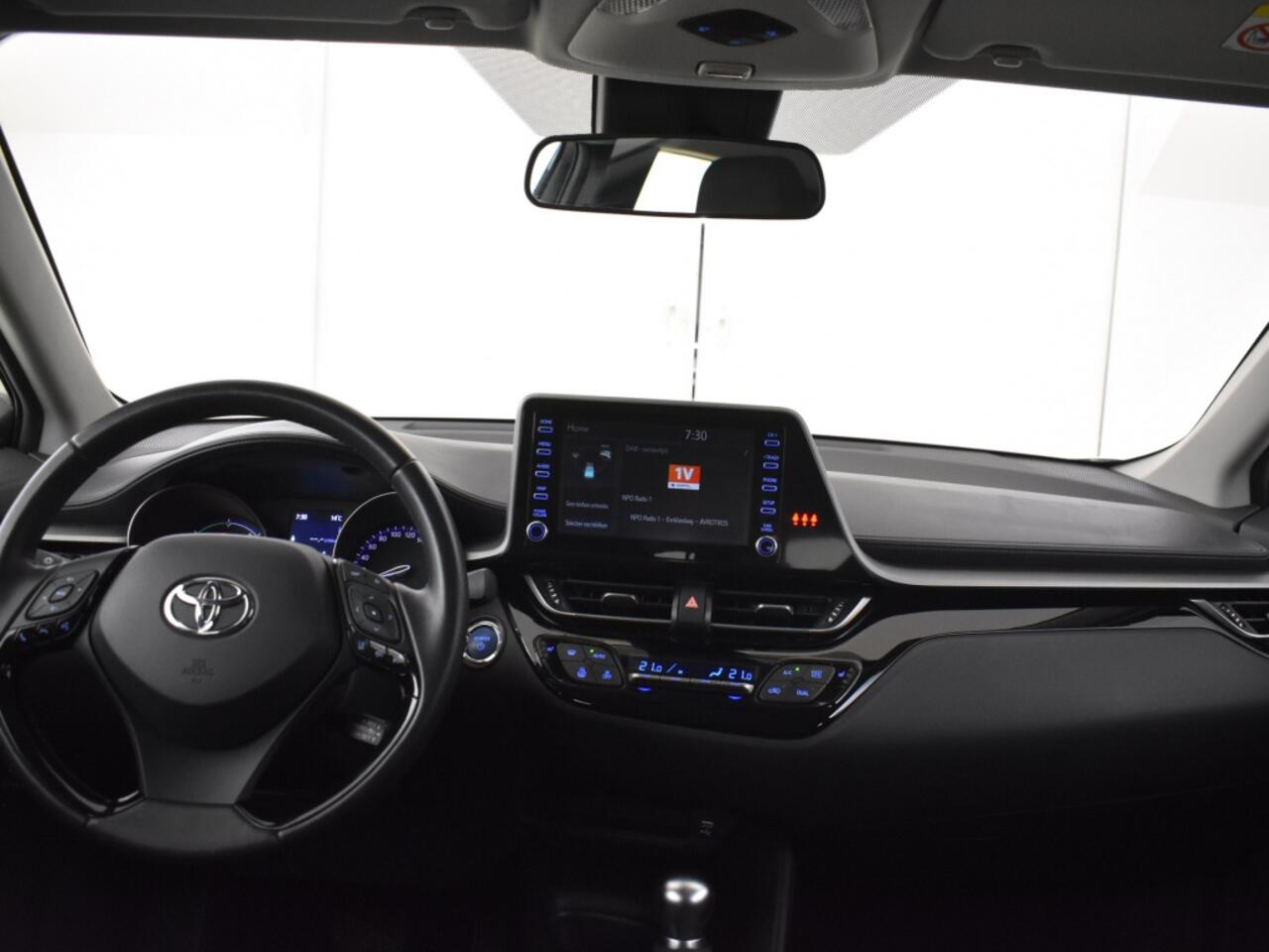 Toyota C-HR 1.8 Hybrid Active | PDC V+A | Carplay | Stoelverwarming |