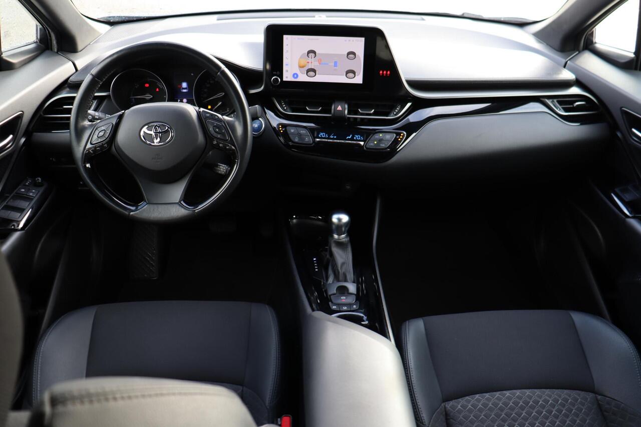 Toyota C-HR 1.8 Hybrid Style, Limited, NAVI, BSM Apple Carplay / Android Auto, Parkeercamera.