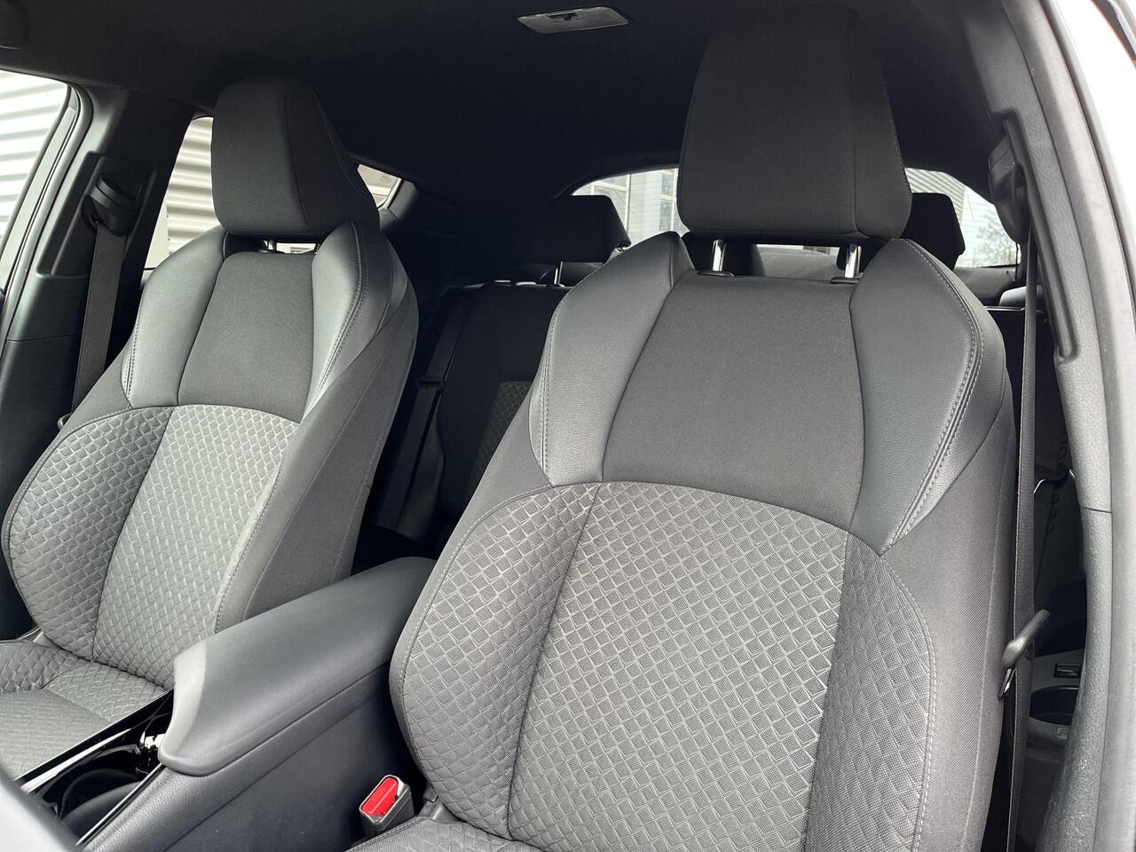 Toyota C-HR 1.8 Hybrid Executive | All-in prijs | Automaat | Apple/android auto