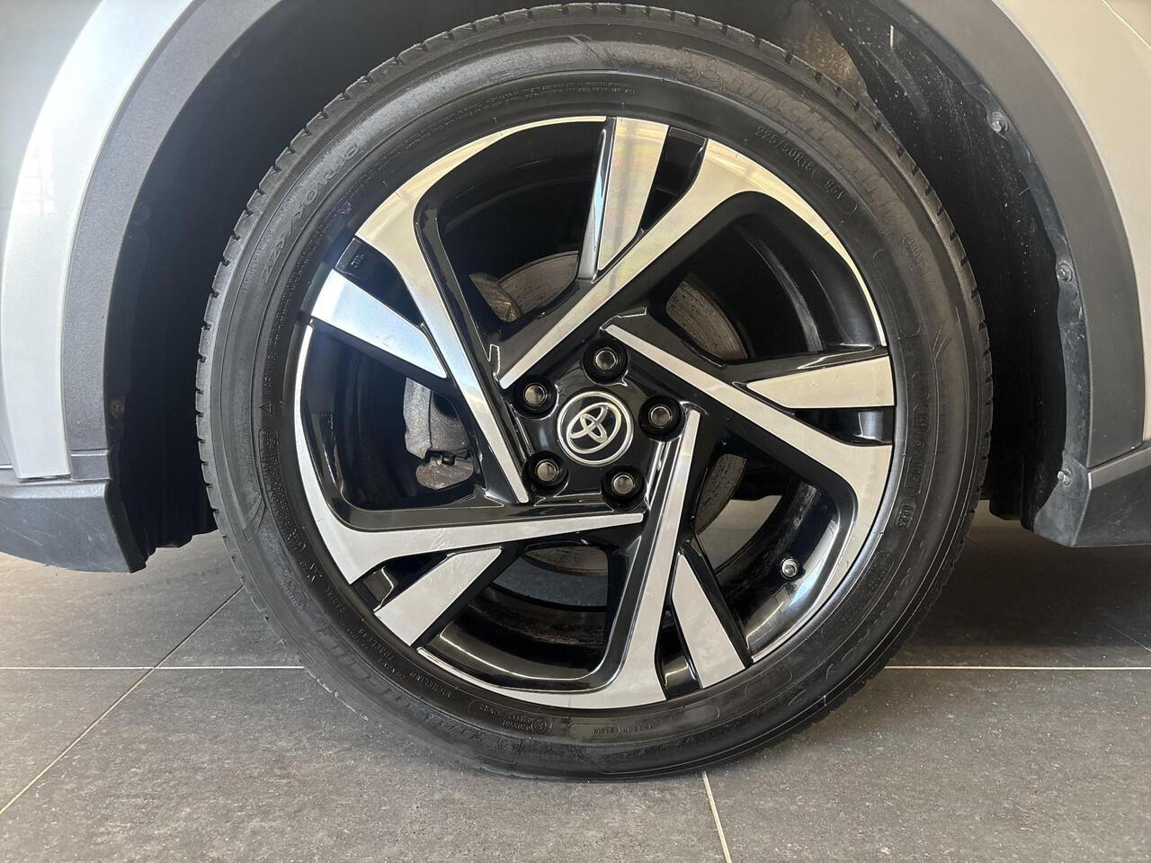 Toyota C-HR 1.8 Hybrid Style