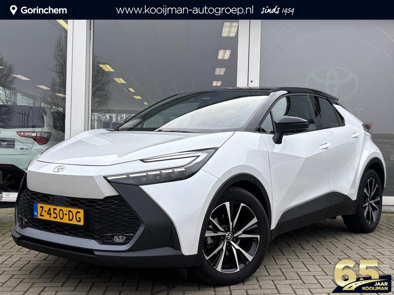 Toyota C-HR 1.8 Hybrid 140 First Edition | Zwart dak | Elek. achterklep | Blindspot | 360 Camera | Adaptive Cruise | 1e eigenaar | Toyota garantie tot 2034!