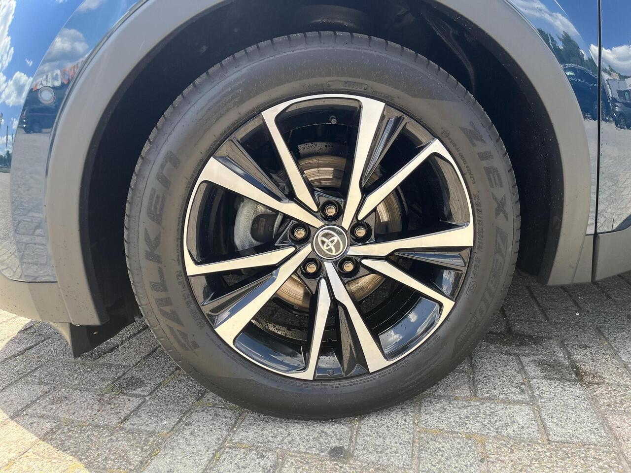 Toyota C-HR 2.0 Hybrid 200 First Edition | All-in prijs | Navigatie | Camera | Airco