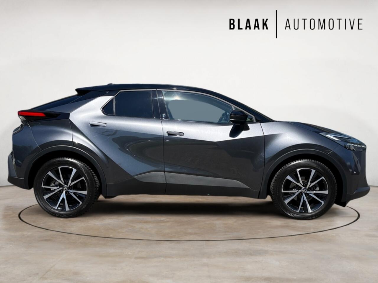 Toyota C-HR 1.8 Hybrid Team D | Two-tone |navigatie|elek.klep|dode-hoek