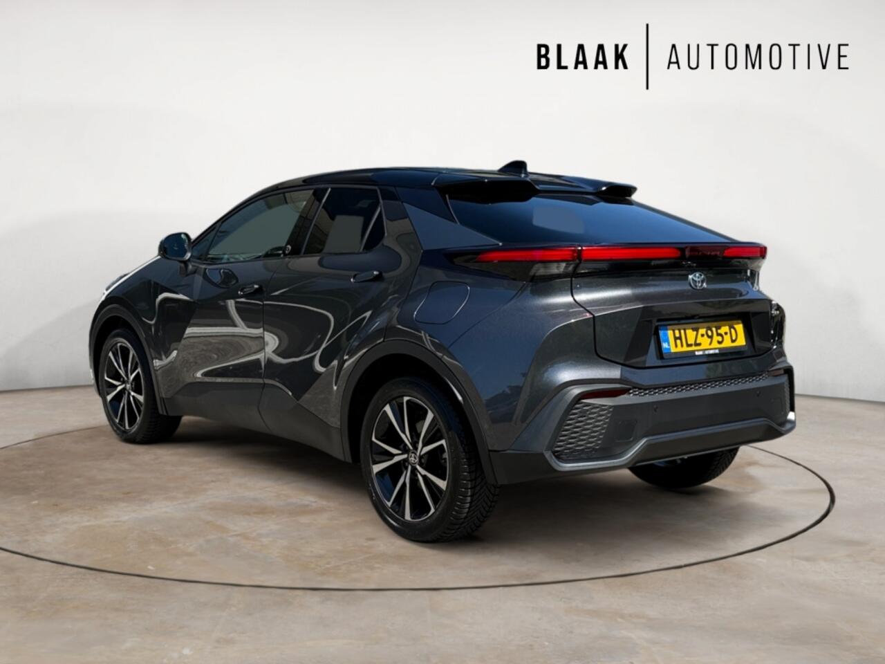 Toyota C-HR 1.8 Hybrid Team D | Two-tone |navigatie|elek.klep|dode-hoek