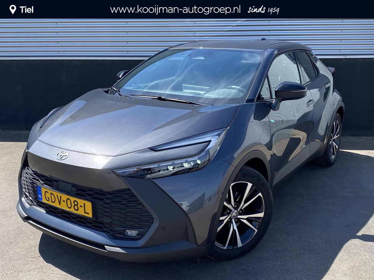 Toyota C-HR 1.8 Hybrid 140 First Edition | 360° camera | Dodehoek detectie | Apple CarPlay/Android Auto | Adaptieve cruise control | Keyless | Parkeersensoren | Elektr. inklapbare buitenspiegels |
