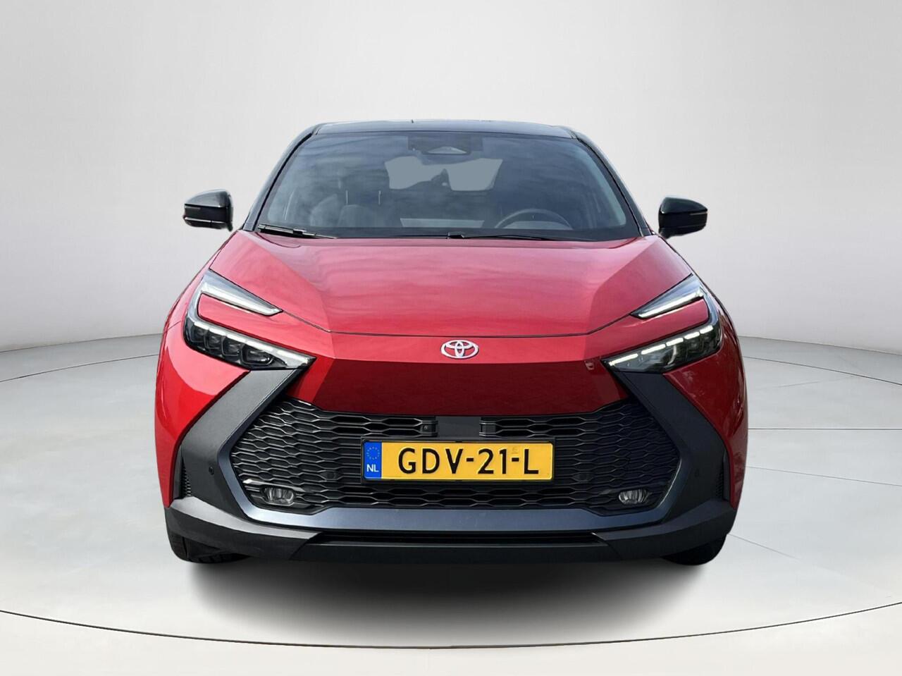 Toyota C-HR 1.8 Hybrid 140 First Edition | Navigatie | Apple CarPlay/Android auto | 360 graden camera | Elektrische achterklep