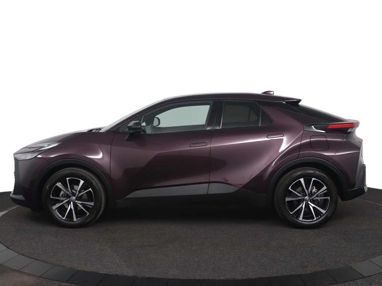 Toyota C-HR 1.8 Hybrid 140 Dynamic | ACC | Climate control | Navigatie |
