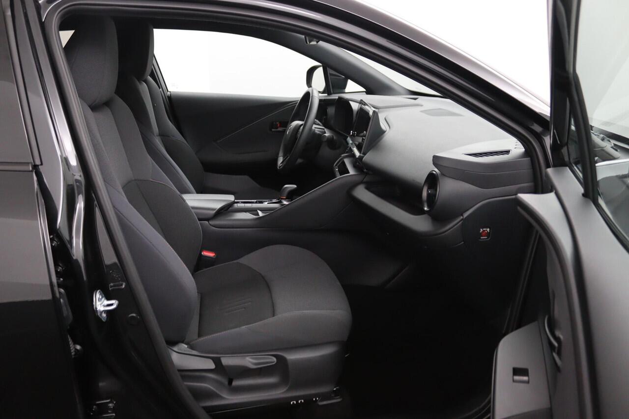 Toyota C-HR 1.8 Hybrid 140 Dynamic | Navigatie | Led Verlichting | Origineel NL | 10 Jaar Garantie |