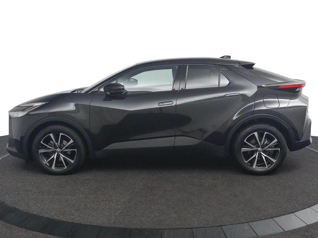 Toyota C-HR 1.8 Hybrid 140 Dynamic | Navigatie | Led Verlichting | Origineel NL | 10 Jaar Garantie |