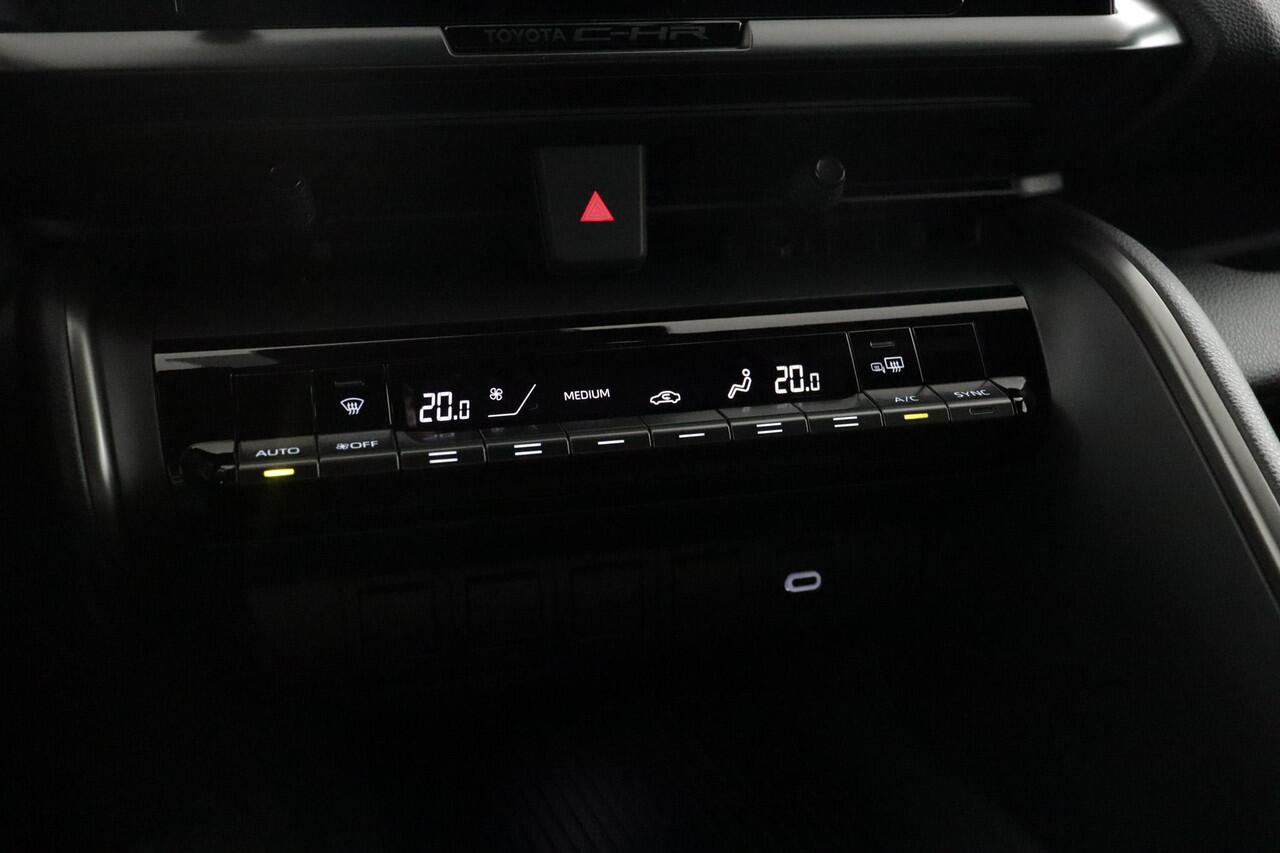 Toyota C-HR 1.8 Hybrid 140 Dynamic | Apple Carplay/Android Auto | Parkeersensoren | Parkeercamera |