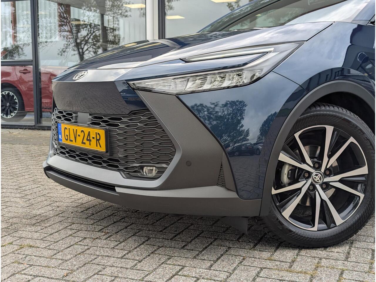 Toyota C-HR 1.8 Hybrid 140 Dynamic | ACC | PDC V+A | Camera | Led | Apple Carplay / Android Auto