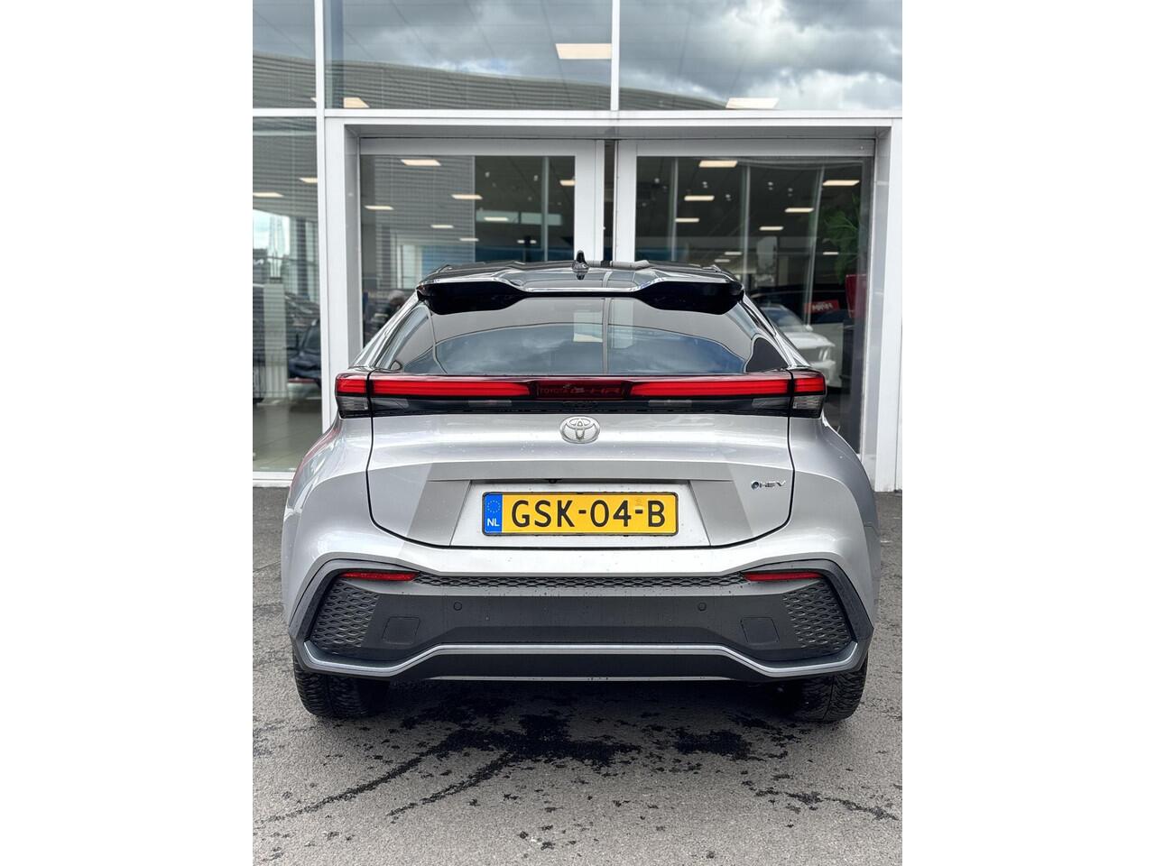 Toyota C-HR 1.8 Hybrid 140 First Edition