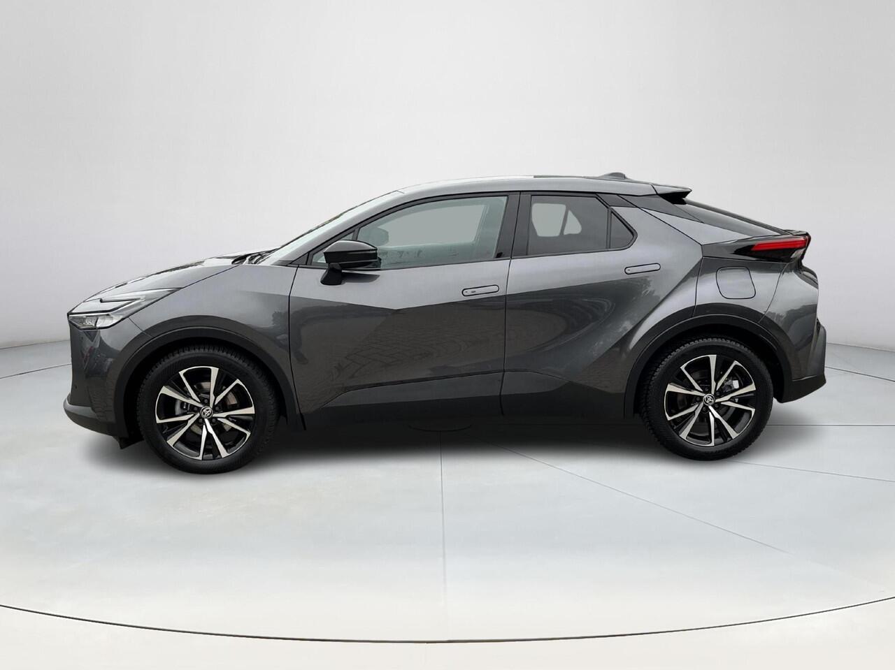 Toyota C-HR 1.8 Hybrid 140 Dynamic | All-in prijs | Apple/Android | Camera | Cruise Control | Parkeersensoren |