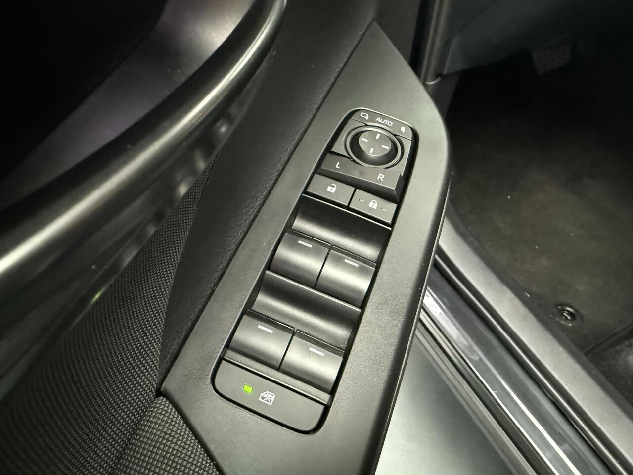 Toyota C-HR 1.8 Hybrid 140 Dynamic