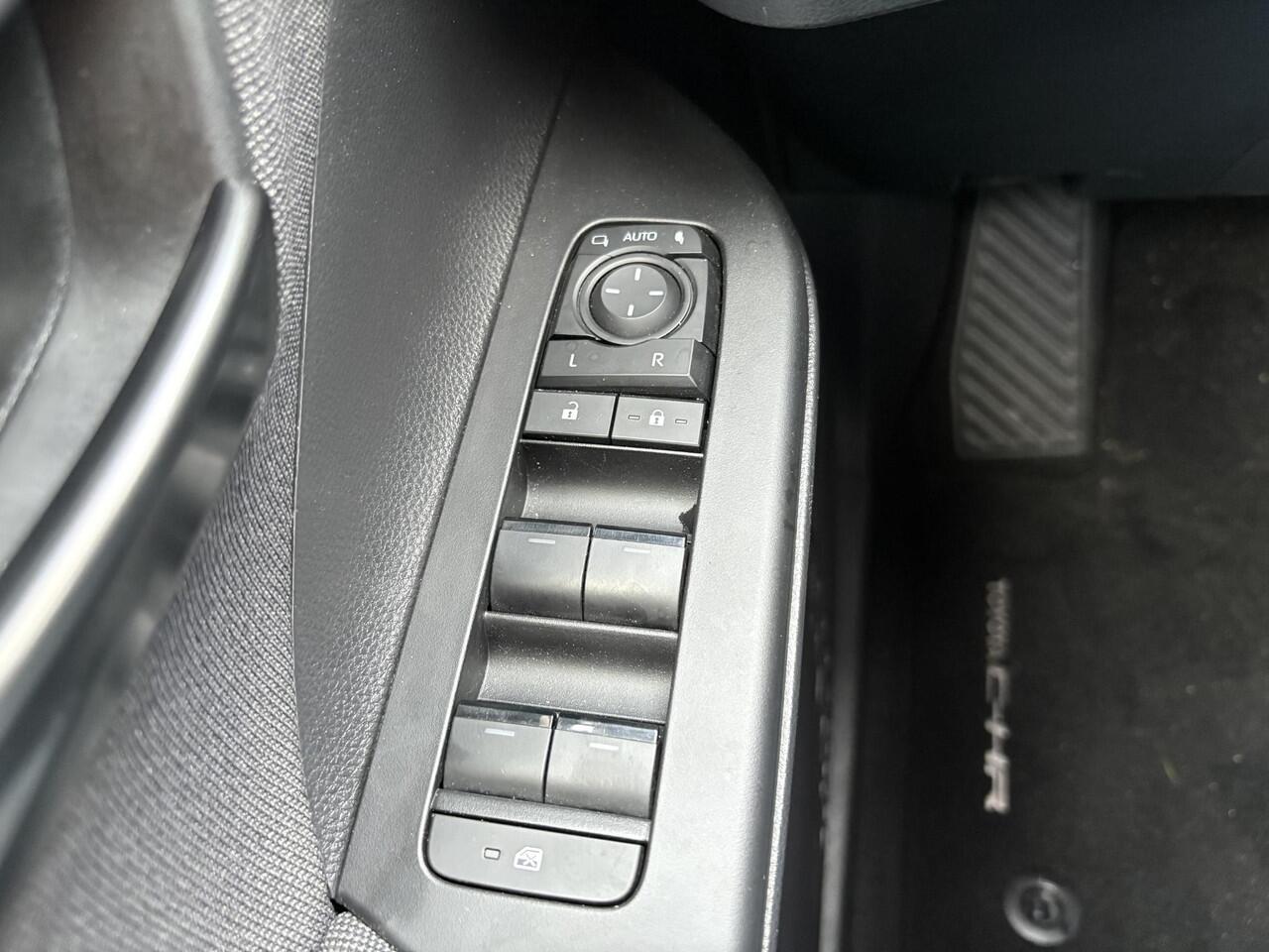 Toyota C-HR 1.8 Hybrid 140 First Edition