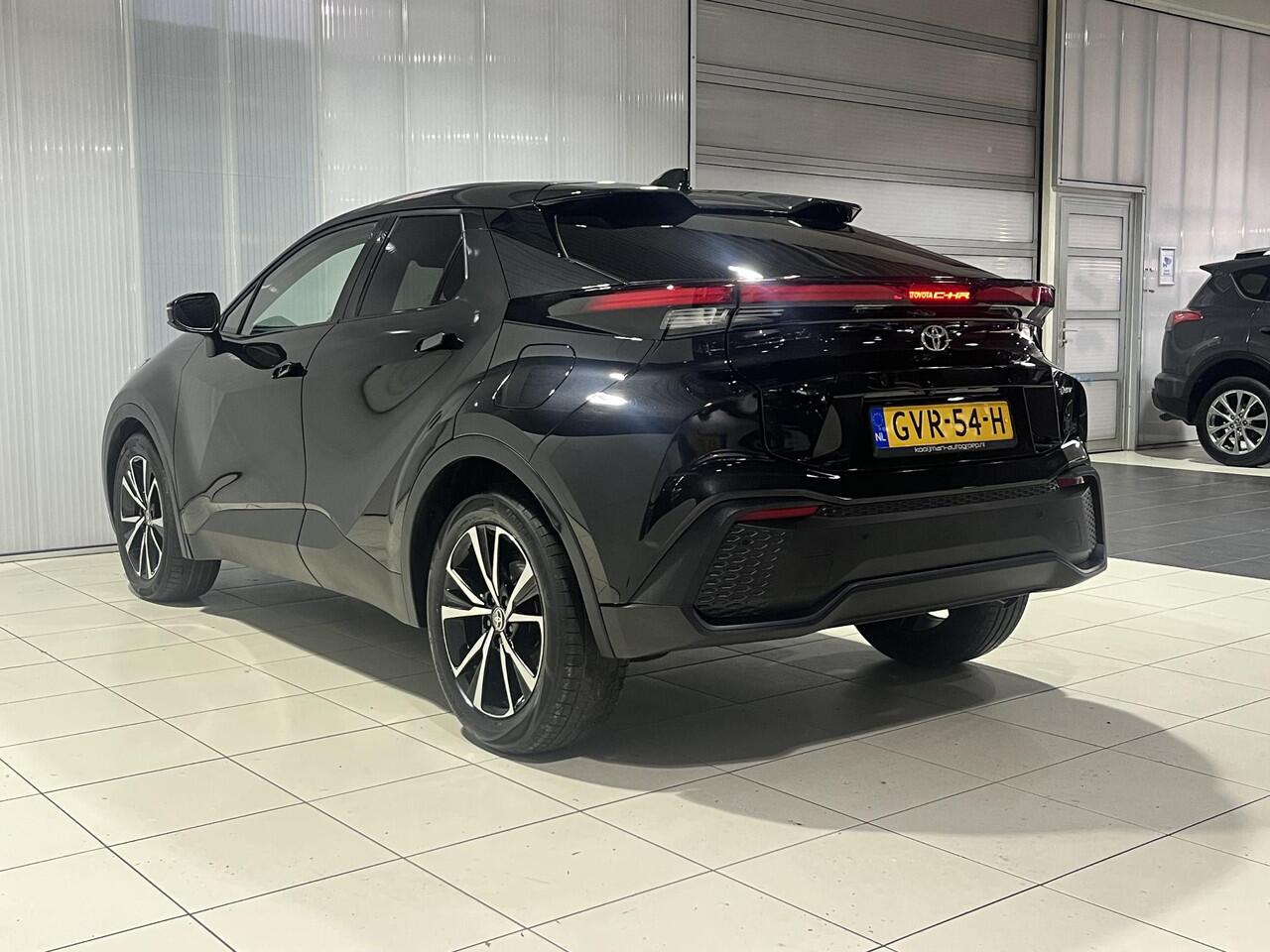 Toyota C-HR 1.8 Hybrid 140 Dynamic | Apple carplay/anroid auto | Dealer onderhouden |