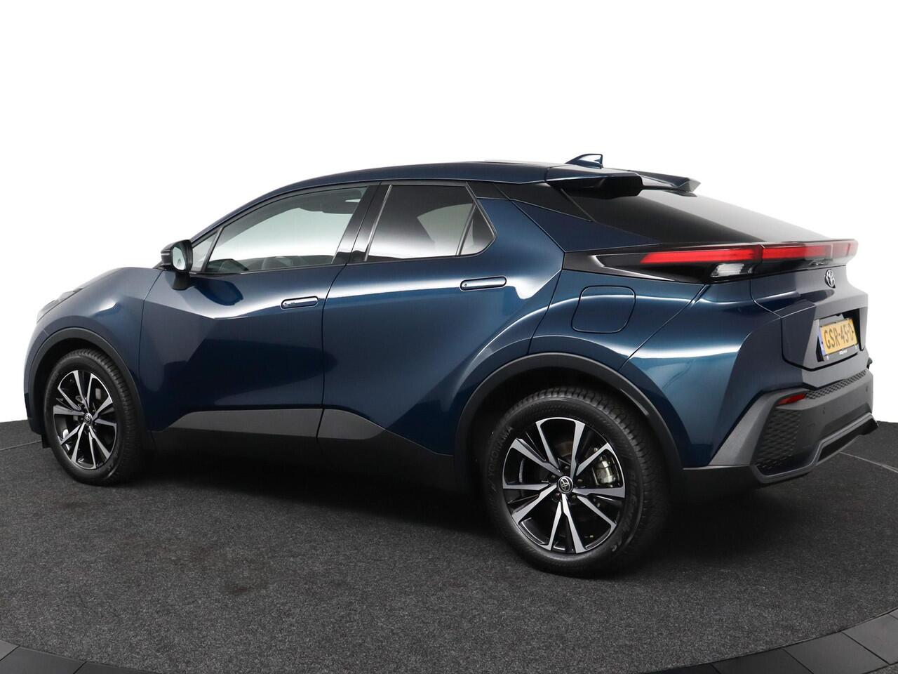 Toyota C-HR 1.8 Hybrid 140 Dynamic | Apple Carplay/Android Auto |