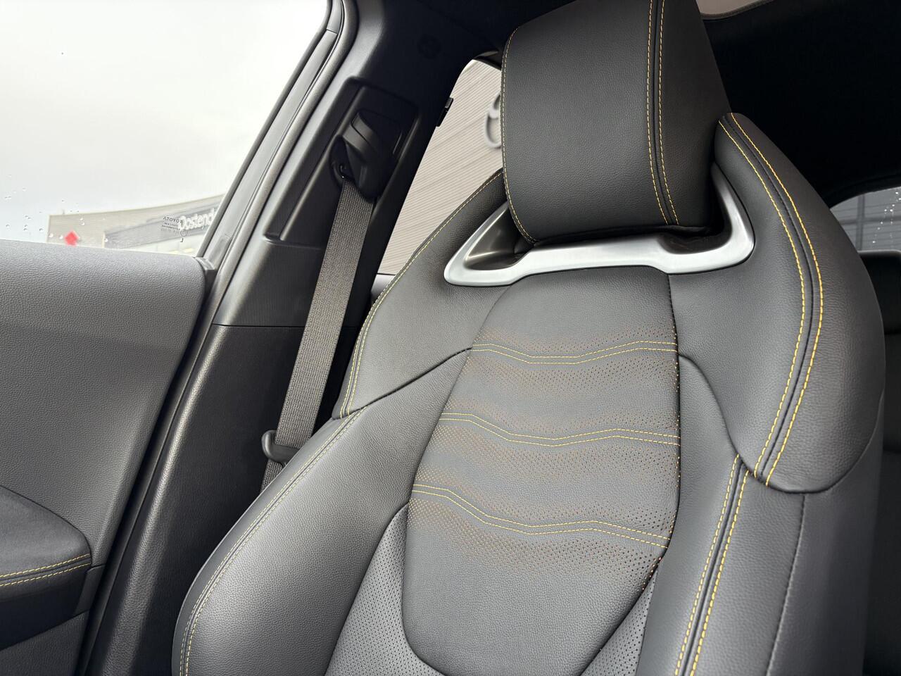 Toyota C-HR 2.0 Hybrid 200 Première Edition AWD **PANORAMADAK/ GEHEUGEN VOORSTOEL/ 360 CAMERA/ LEDER BEKLEDING/ GARANTIE**