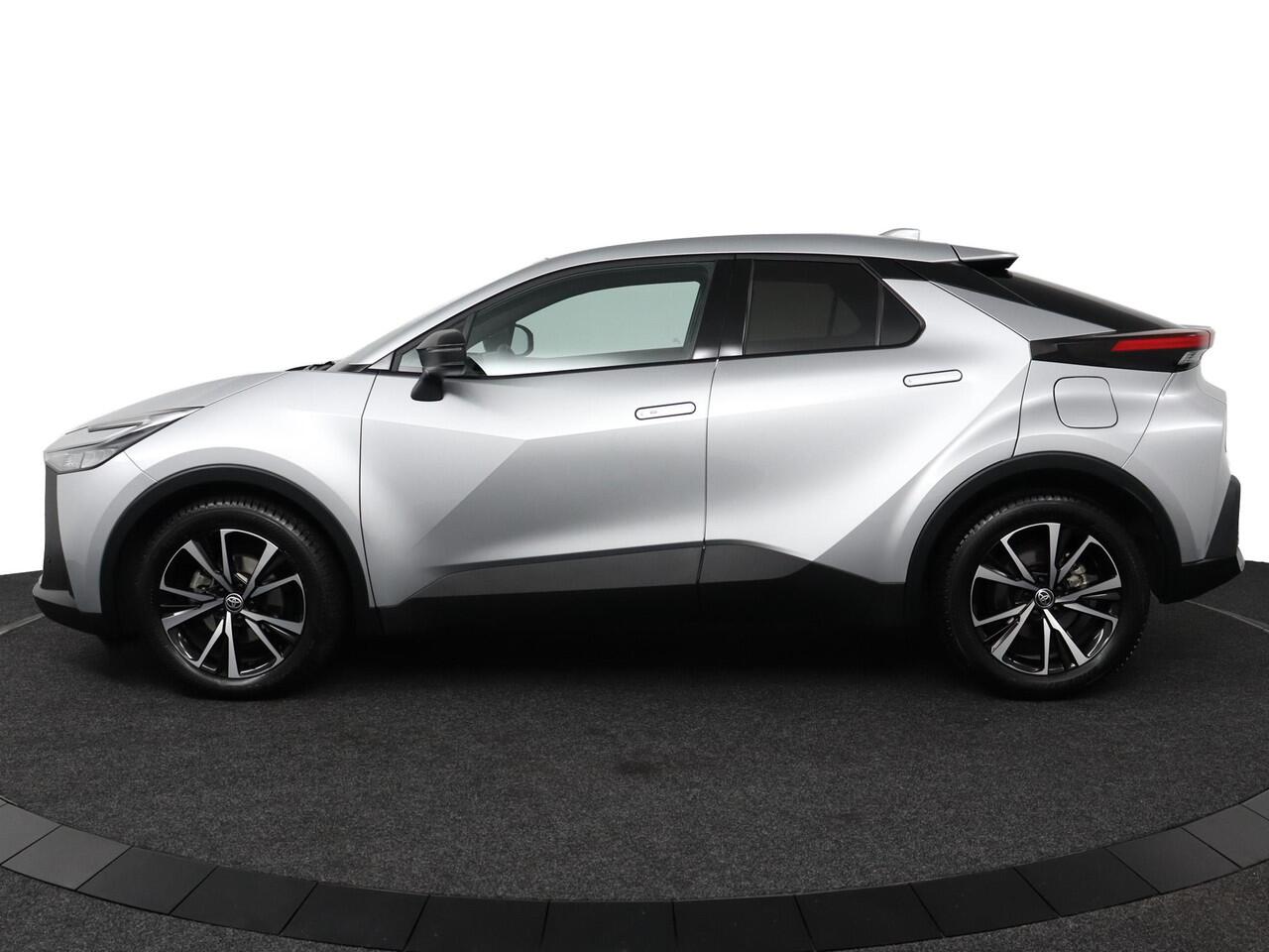 Toyota C-HR 1.8 Hybrid 140 Dynamic | Apple Carplay/Android Auto | Parkeersensoren | Parkeercamera |