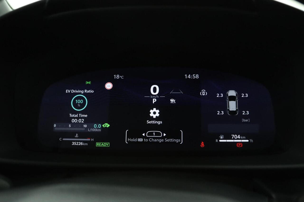 Toyota C-HR 1.8 Hybrid 140 Dynamic | Adaptive Cruise Control | Apple Carplay | Android Auto | Achteruitrijcamera | Parkeersensoren | Keyless entry |