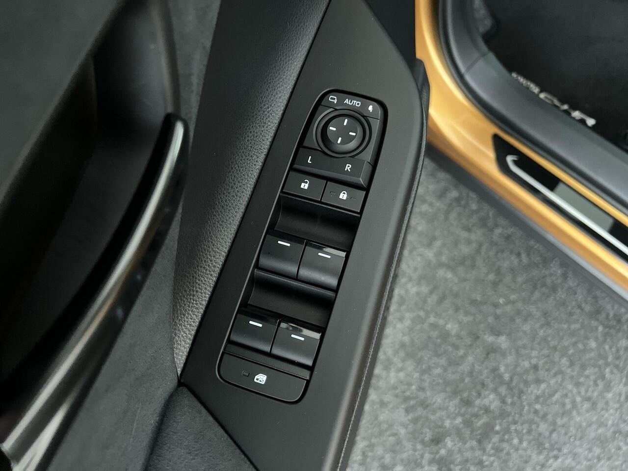 Toyota C-HR 2.0 Plug-in Hybrid 220 Première Edition | Rijklaar |