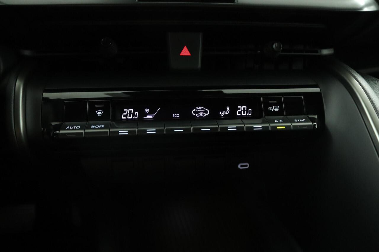 Toyota C-HR 1.8 Hybrid 140 Dynamic | Adaptive Cruise Control | Apple Carplay | Android Auto | Achteruitrijcamera | Parkeersensoren | Keyless entry |