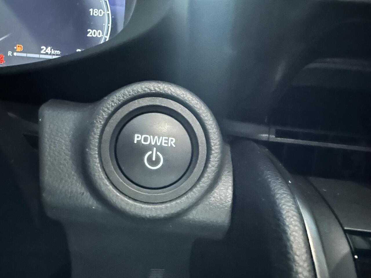 Toyota C-HR 2.0 Plug-in Hybrid 220 Dynamic