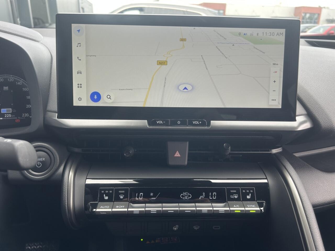 Toyota C-HR 1.8 Hybrid Dynamic Limited / Groot scherm / Parkeersensoren