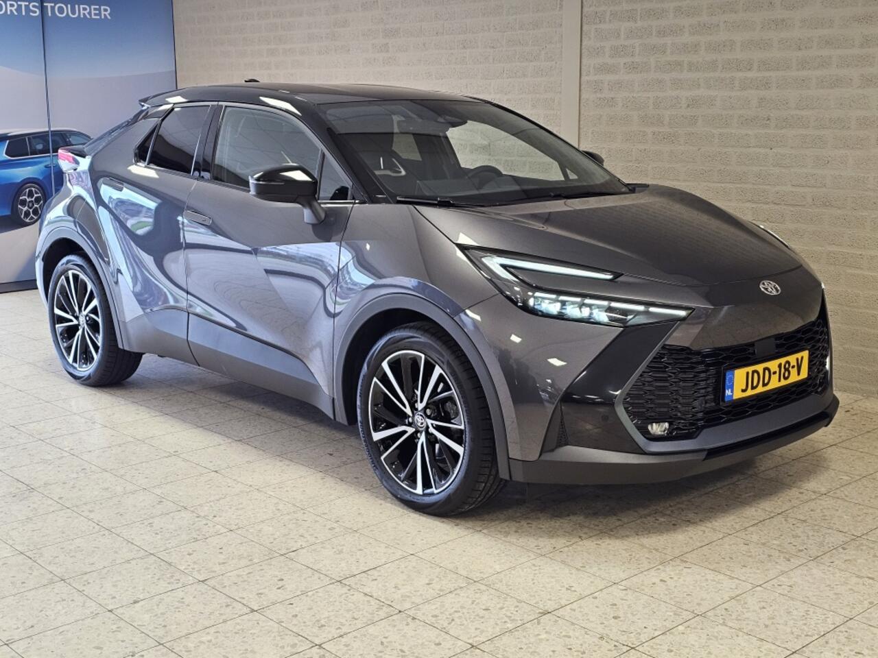 Toyota C-HR 2.0 Hybrid 200 Executive El. A-Klep Winterpakket Géén Afleverkos