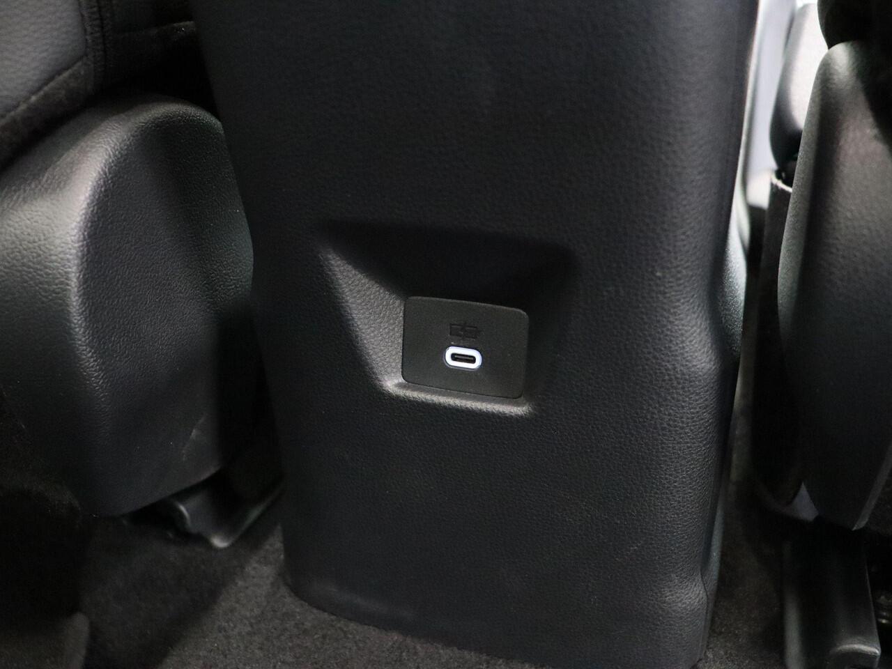 Toyota C-HR 2.0 Hybrid 200 GR SPORT PLUS | Elektrisch Verstelbare Stoel, Full Led | Stoel, Stuur en voorruitverwarming |