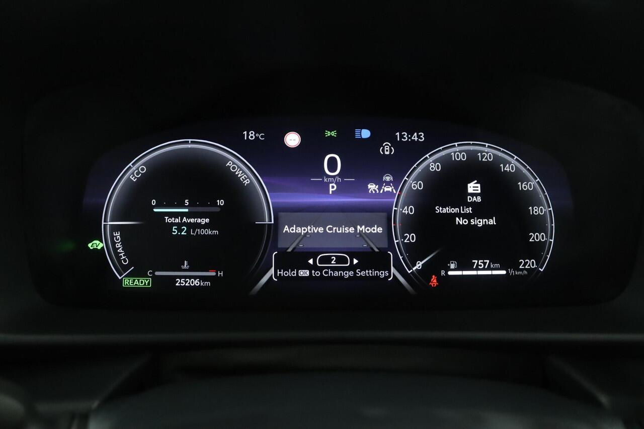 Toyota C-HR 1.8 Hybrid 140 Dynamic | Adaptive Cruise Control | Apple Carplay | Android Auto | Achteruitrijcamera | Parkeersensoren | Keyless entry |