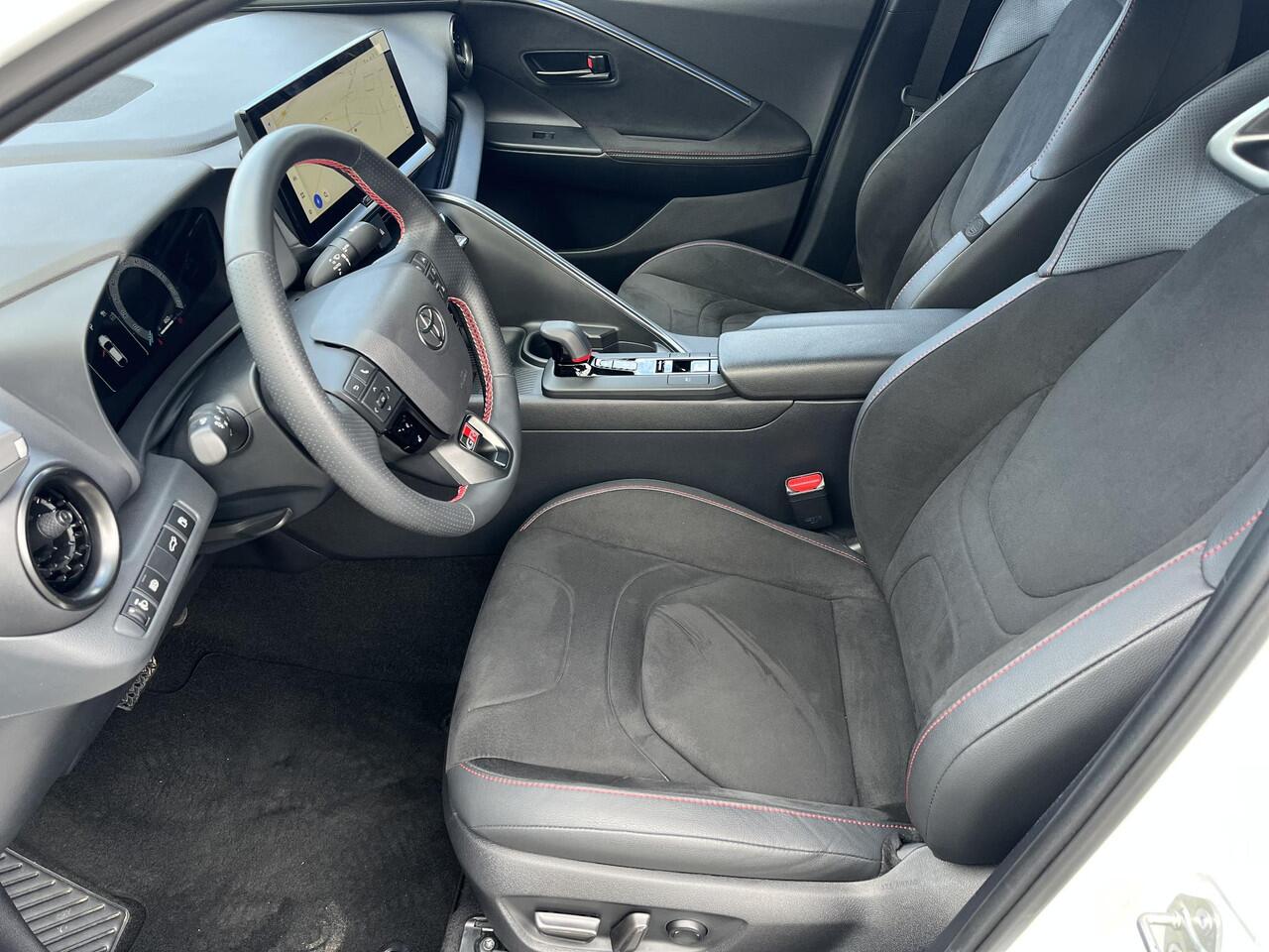 Toyota C-HR 2.0 Hybrid 200 GR SPORT PLUS | Stoel- + stuurverwarming | Sfeerverlichting | Electrische klep | Navigatie |