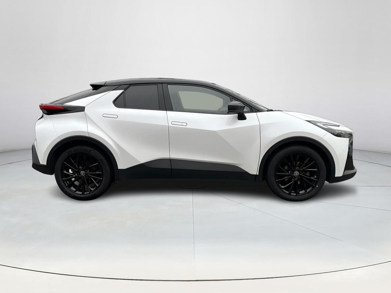 Toyota C-HR 2.0 Hybrid 200 GR SPORT PLUS | Stoel- + stuurverwarming | Sfeerverlichting | Electrische klep | Navigatie |
