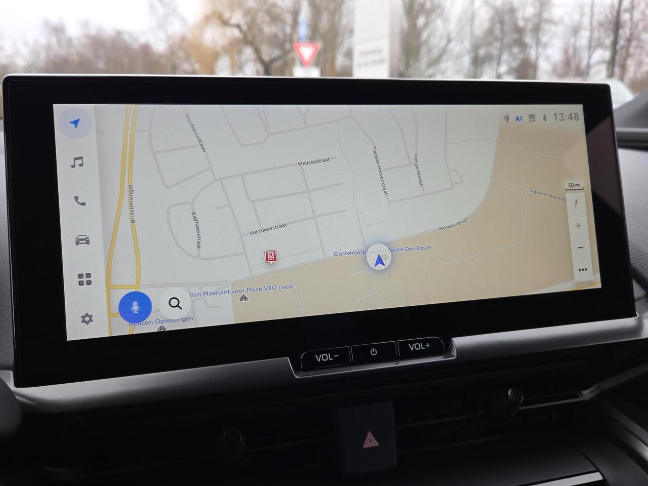 Toyota C-HR 1.8 Hybrid 140 First Edition | Apple CarPlay | Parkeersensoren | Blindspot | Rijklaarprijs incl. garantie |