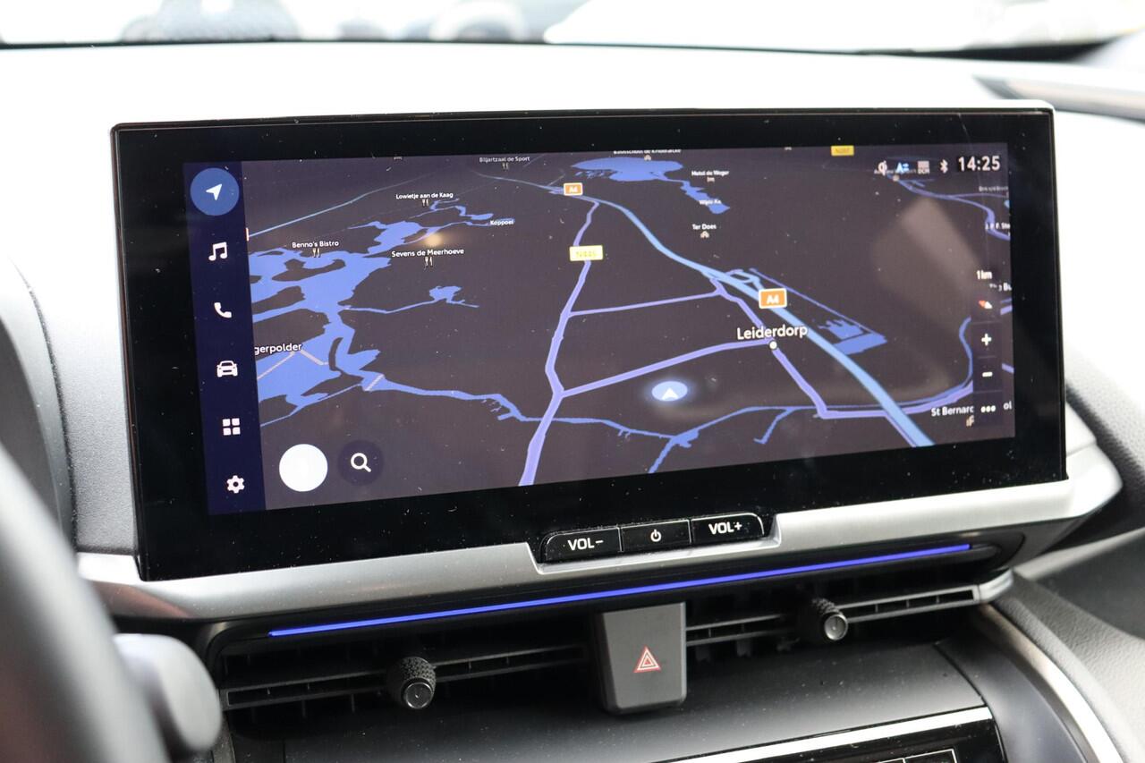 Toyota C-HR 220 Plug-In Executive, Next Gen Pack JBL, Navi, Pano dak, Stoel en stuurverwarming.