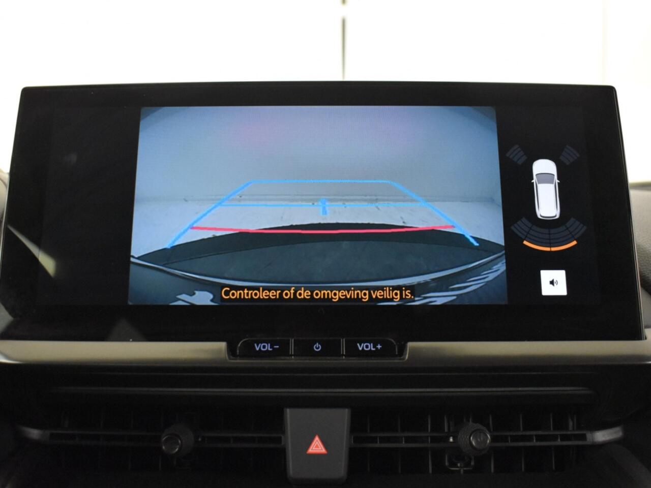 Toyota C-HR 1.8 Hybrid 140 Style Bi Tone | Elektrische A. Klep | Blindspot