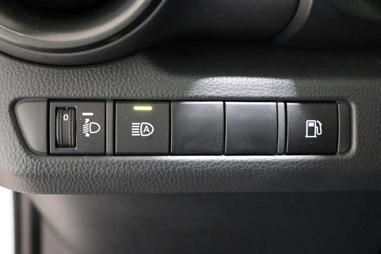 Toyota C-HR 1.8 Hybrid 140 Dynamic, Parkeersensoren, Blind Spot, Apple Carplay/Android Auto!