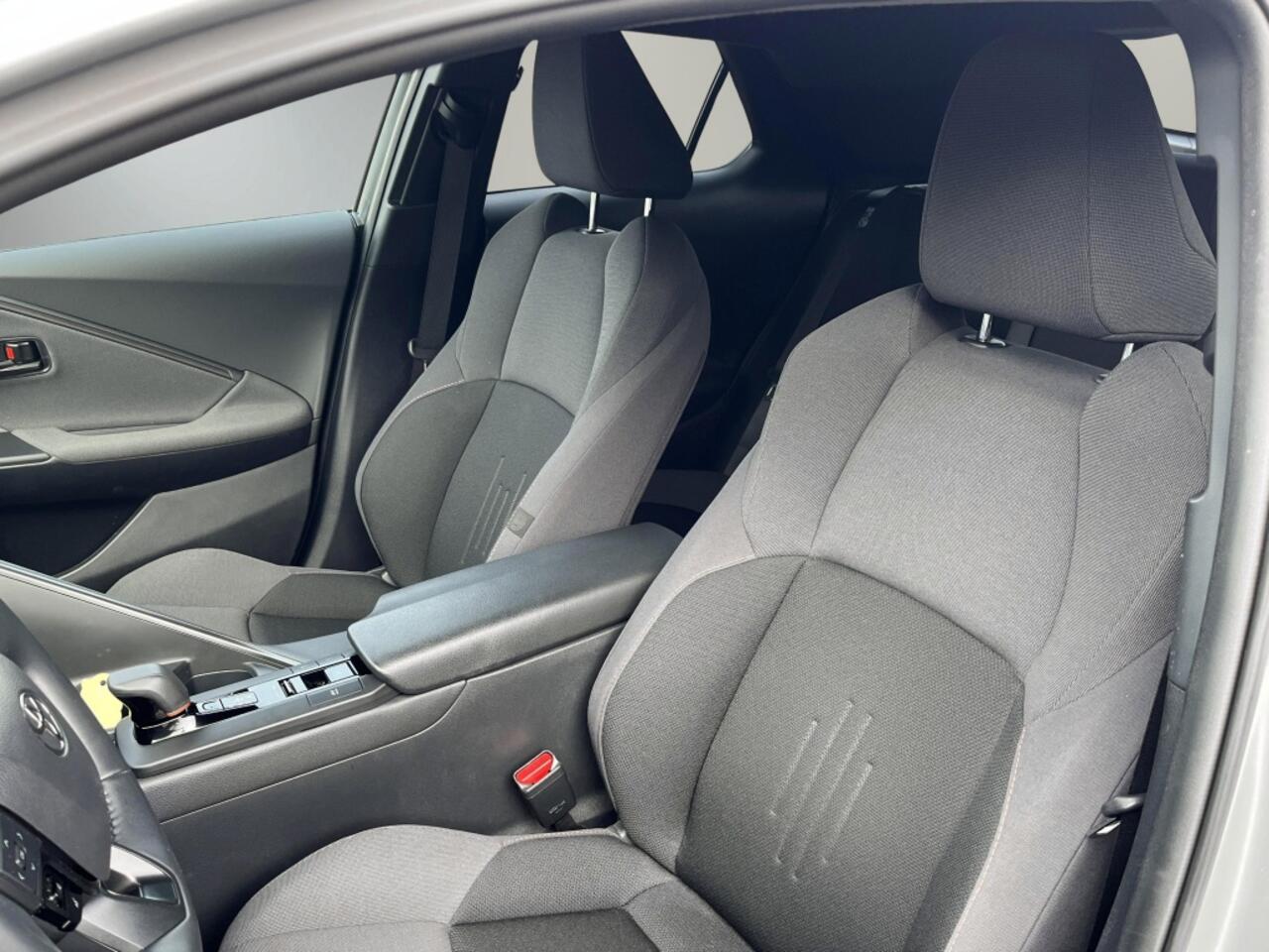 Toyota C-HR 1.8 Hybrid 140 Dynamic