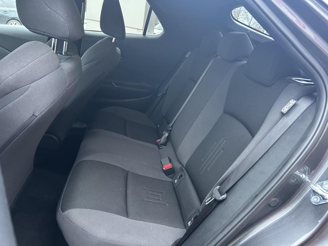 Toyota C-HR 1.8 Hybrid 140 First Edition | NL AUTO | AUTOMAAT | DODEHOEKDETECTIE