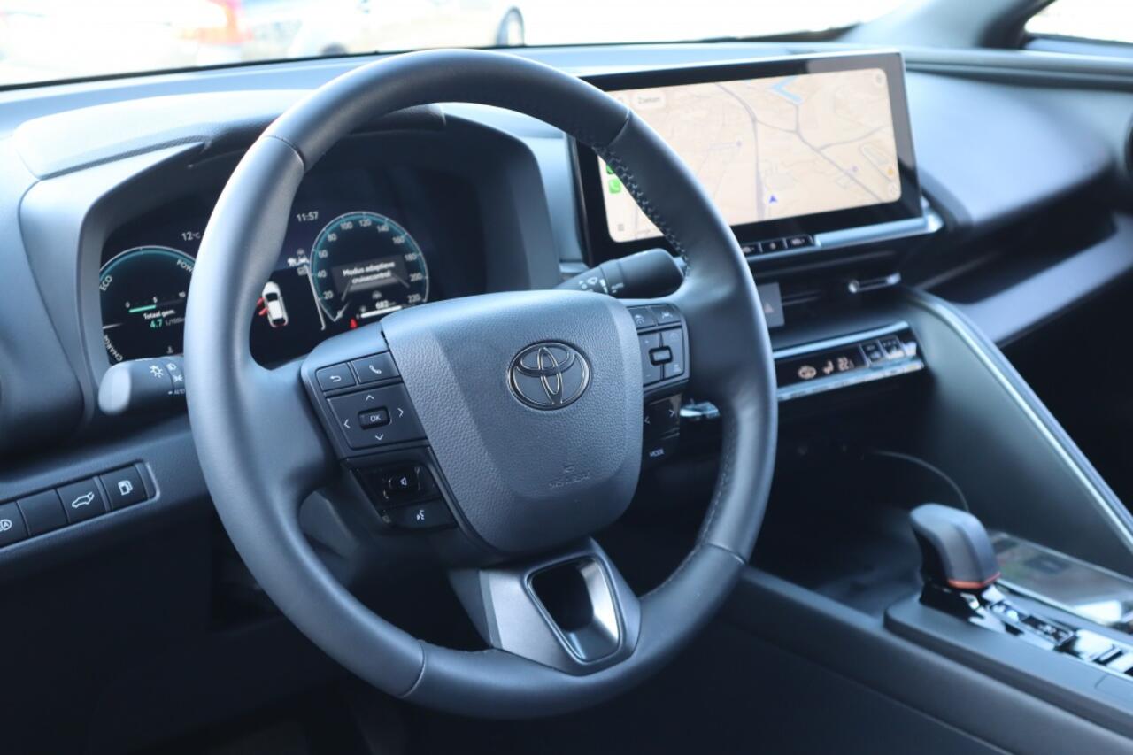 Toyota C-HR 1.8 Hybrid 140 Dynamic Electr a-klep | Dodehoek | Stuur en stoel