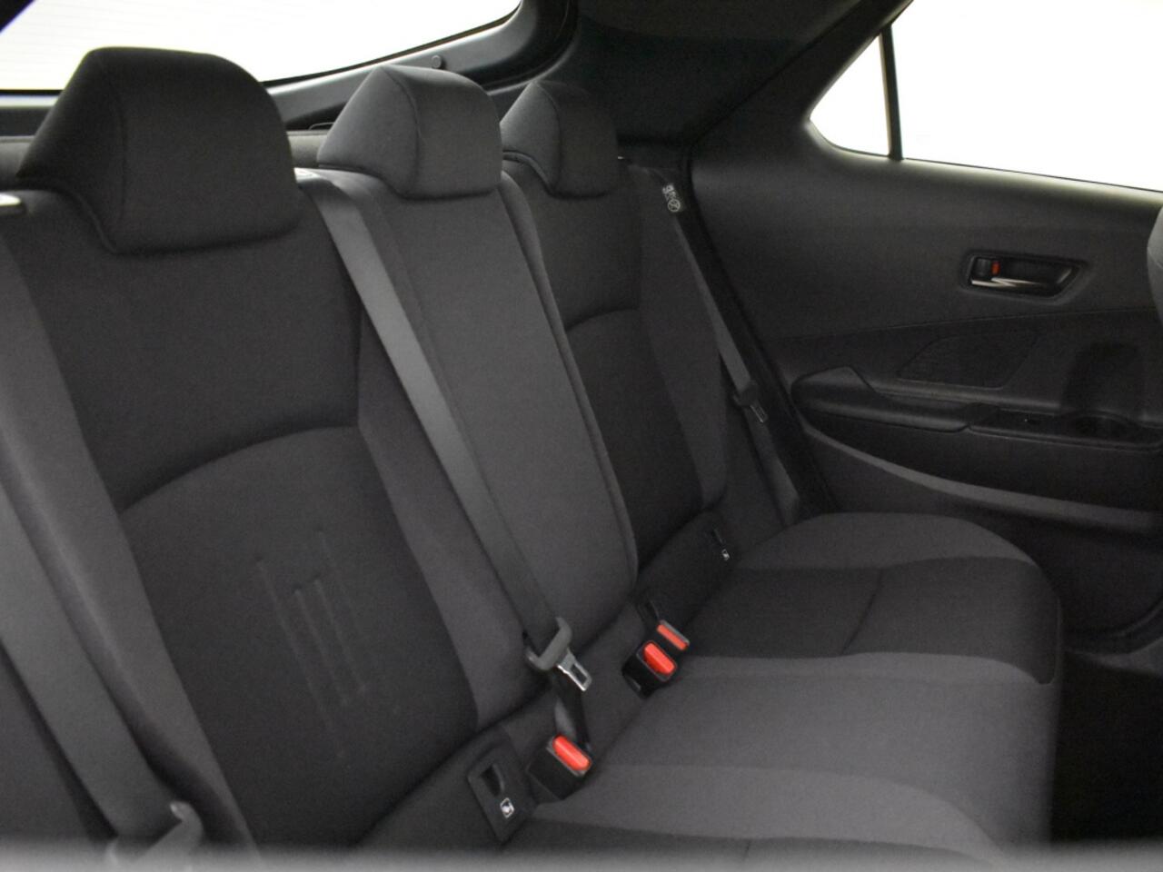 Toyota C-HR 1.8 Hybrid 140 Style Bi Tone | PDC | Blind Spot | Stoel+stuurver