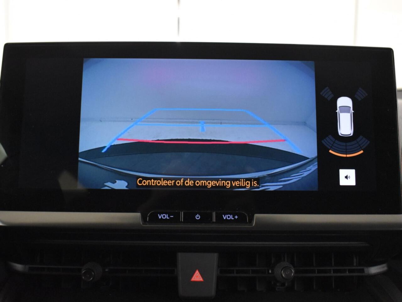 Toyota C-HR 1.8 Hybrid 140 Style Bi Tone | Elektrische A. Klep | Blindspot