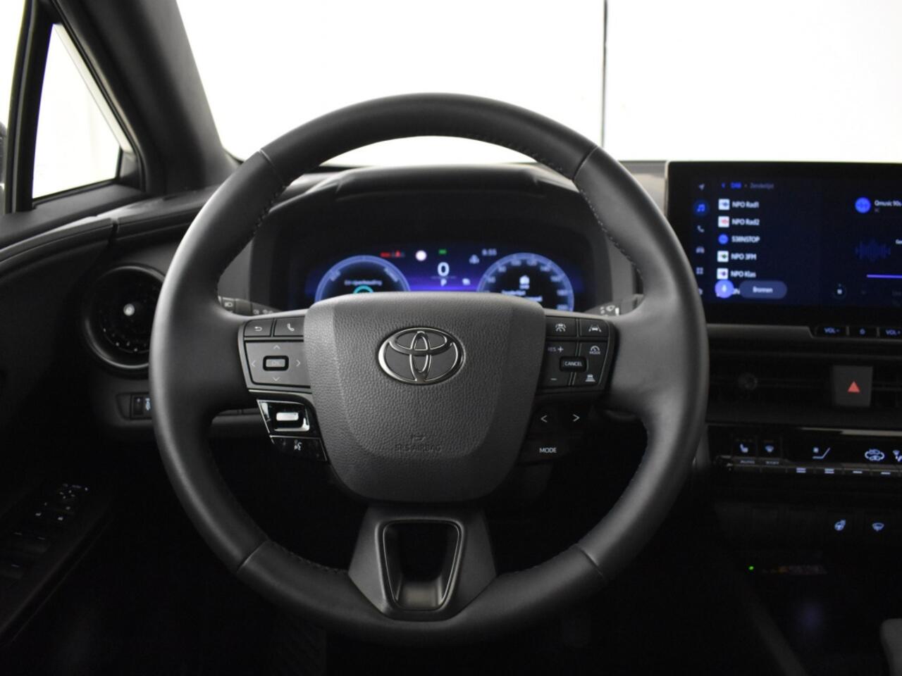 Toyota C-HR 1.8 Hybrid 140 Style Bi Tone | Elektrische A. Klep | Blindspot