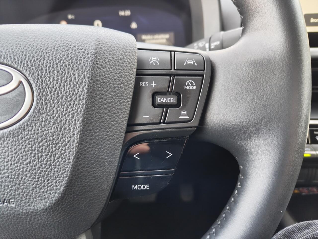 Toyota C-HR 1.8 Hybrid 140 Dynamic Plus | Sensoren v/a | Blind Spot | Stoel