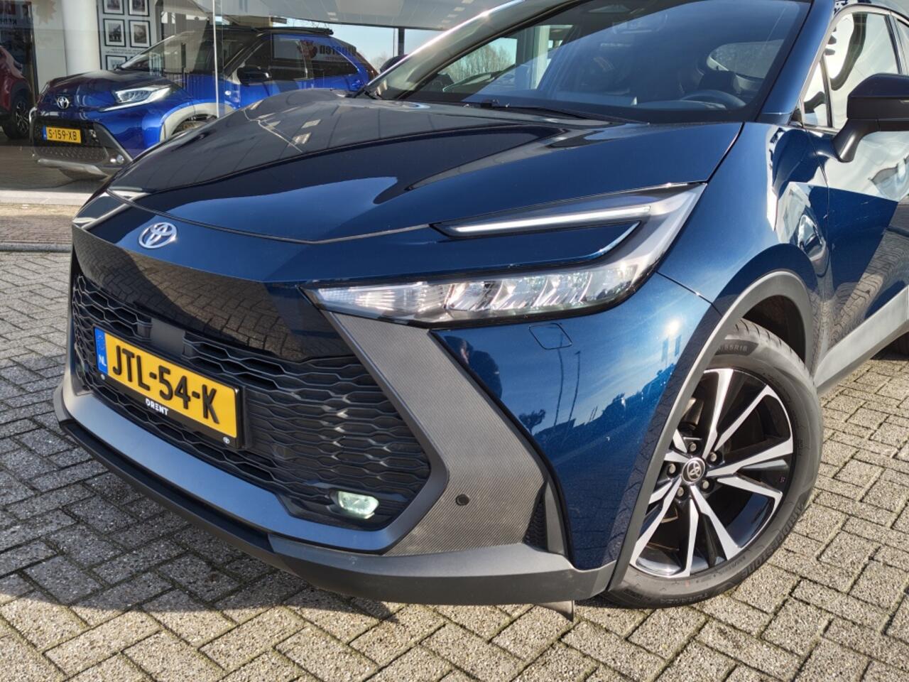 Toyota C-HR 1.8 Hybrid 140 Dynamic Plus | Sensoren v/a | Blind Spot | Stoel