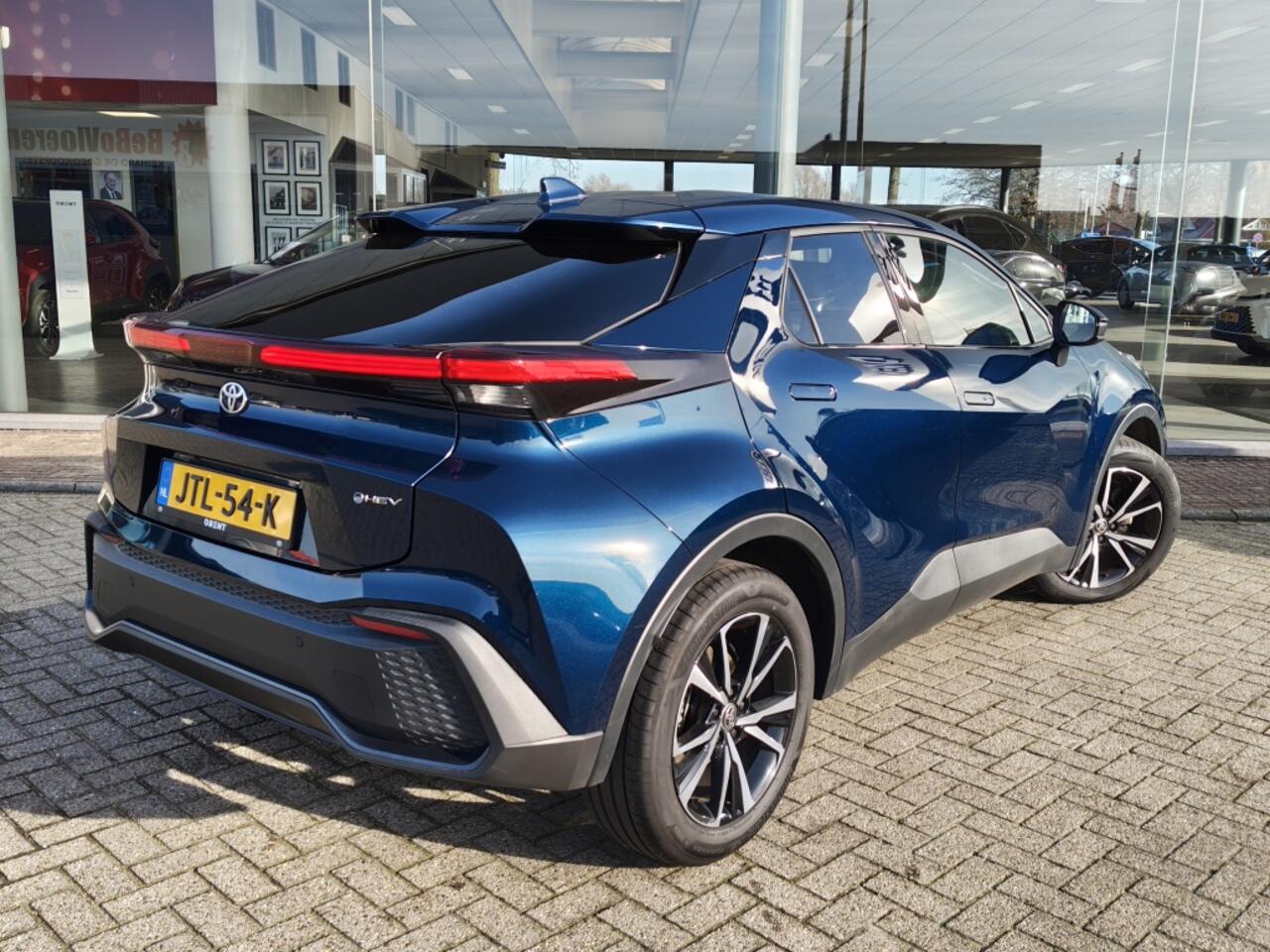 Toyota C-HR 1.8 Hybrid 140 Dynamic Plus | Sensoren v/a | Blind Spot | Stoel