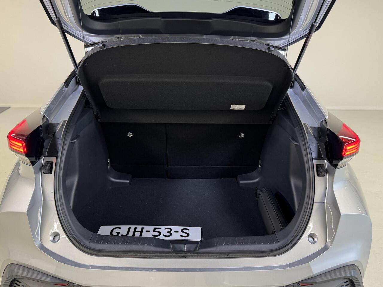 Toyota C-HR 1.8 Hybrid 140 Executive